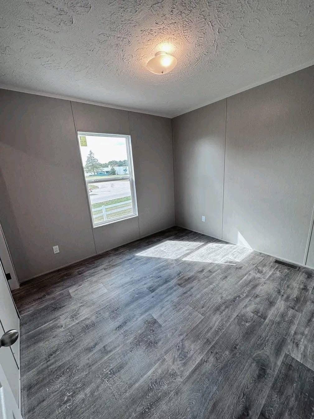 The Eagle 48 - Image 4