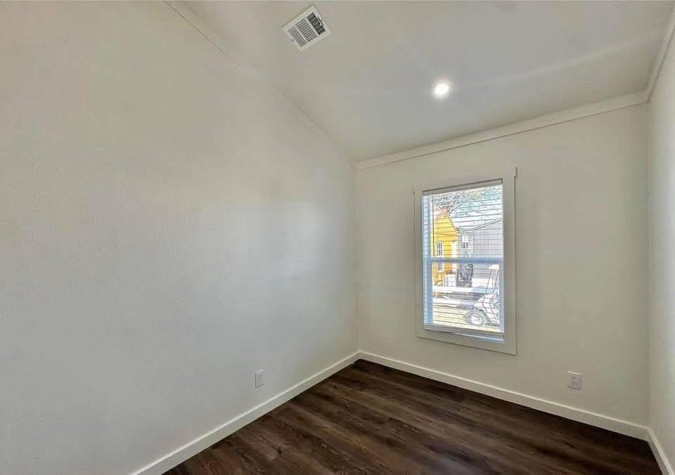 Platinum Model Home - Image 9