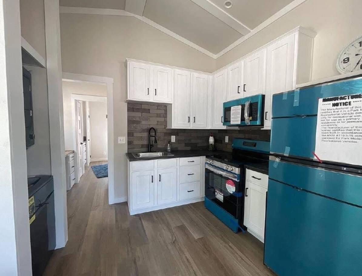 Wayah Model - Image 5